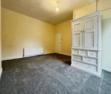 2 bedroom end of terrace house to rent - Photo 5