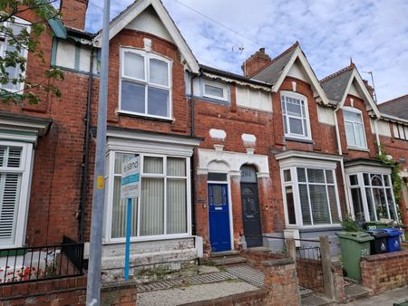 Legsby Avenue, Grimsby - Photo 2