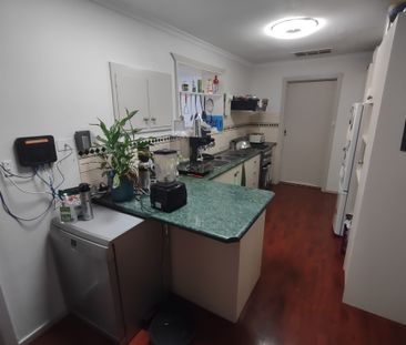 Morphett Vale - Photo 3