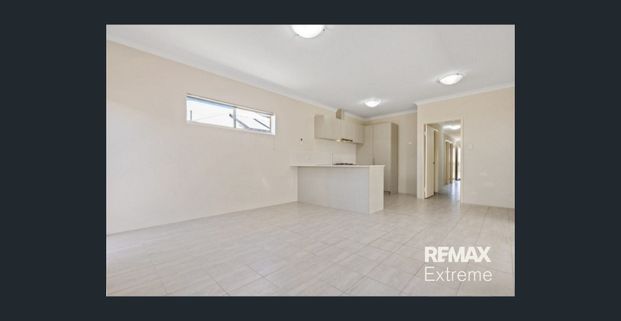 Coastal Convenience - Photo 1