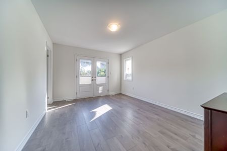 For Lease - 294 Valermo Drive, Toronto, Ontario - Photo 3
