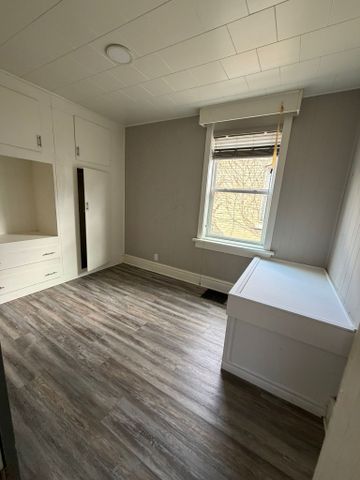 For Lease - 571 GREY Street, London East, Ontario - Photo 2