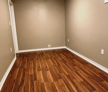 For Lease - 568 Speyer Circle, Milton, Ontario - Photo 2