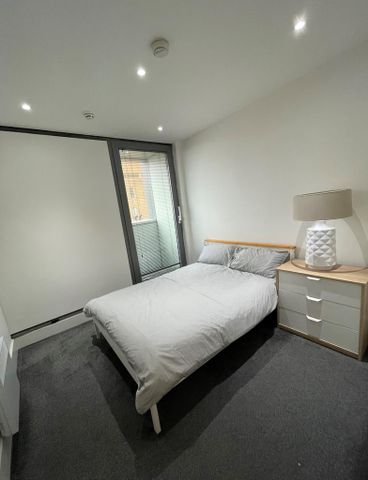 3 bedroom apartment to rent - Photo 2