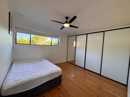 Spacious Retreat - Photo 2