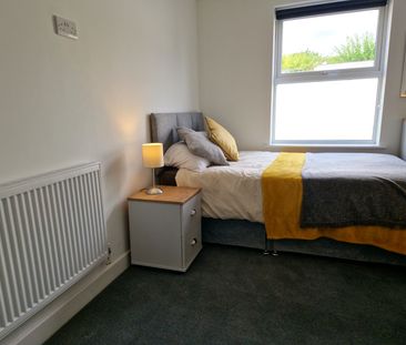 Flat 1 - Photo 1