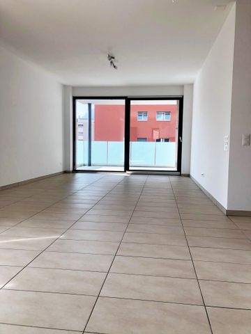2.5 Zimmer, 92 m², 3. Stock - Photo 5