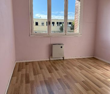 Location Appartement 2 pièces 41m² VILLEURBANNE 69100 - Photo 4