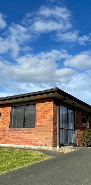 Gonville - 3 Bedrooms - Photo 2