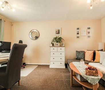 1 bedroom semi-detached bungalow to rent - Photo 5