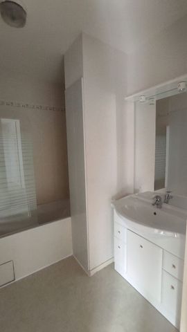 Appartement 3 pièces – 51 m² environ à Domagné (ref : G62692) - Photo 3