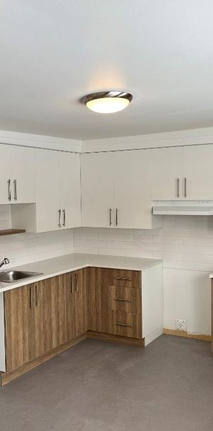 🏡 5 ½ complètement rénové à louer – Saint-Jérôme - Photo 1