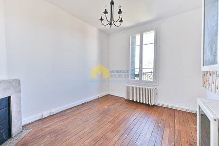 APPARTEMENT F2 - VILLEMOISSON-SUR-ORGE - Photo 3