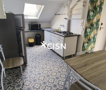 BEAU T2 MEUBLE MANSARDE - Photo 4
