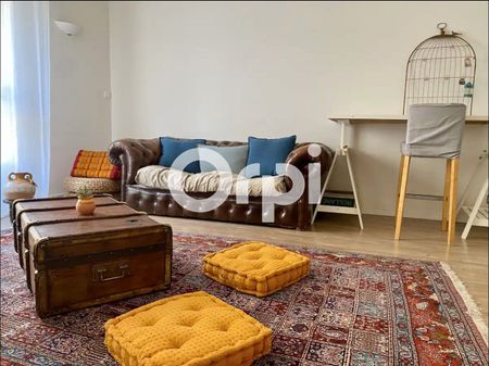 Appartement 2 pièces 58m2 MARSEILLE 8EME 852 euros - Photo 2