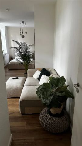 Gemütliche, kleine Single-Wohnung in denkmalgeschütztem Wohnhaus der City! - Foto 3