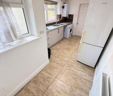 3 bedroom terraced house to rent - Photo 6