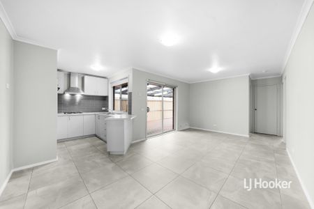 1 Bellbridge Drive, Hoppers Crossing VIC, Belconnen - Photo 4