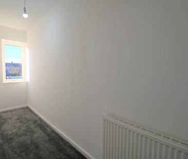 Walnut Avenue, Auckley, DN9 - Photo 4