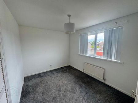 18 Hillmount Gardens, BT401TF, Larne - Photo 4
