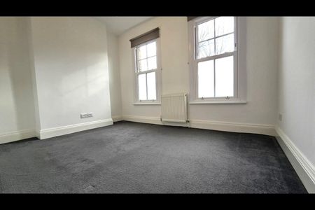 2 Bed Terraced House, Moselle Avenue, N22 - Photo 4