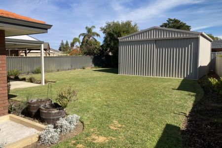 Coastal Lifestyle - Photo 2