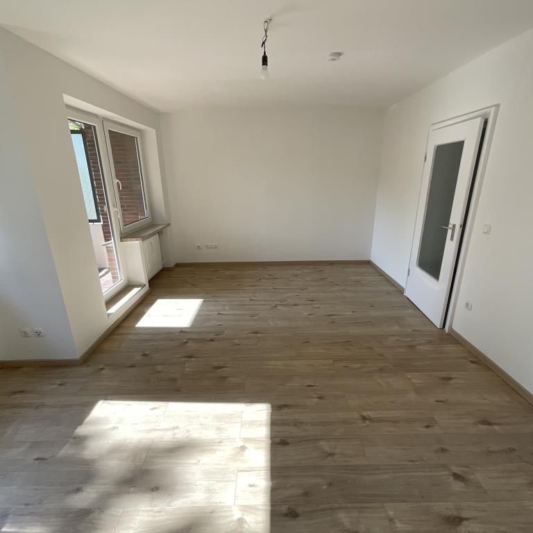 Helle, teilmodernisierte 3-ZKB-Balkonwohnung im Europaviertel zu vermieten! - Photo 1