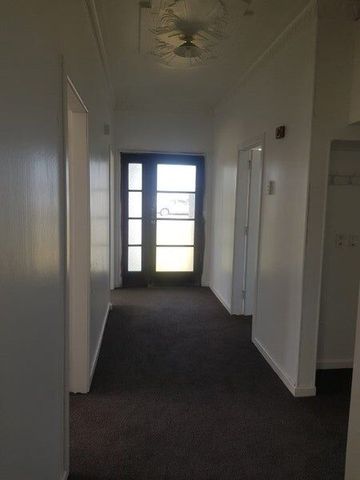 Appleby, 3 bedrooms, $500 pw - Photo 4