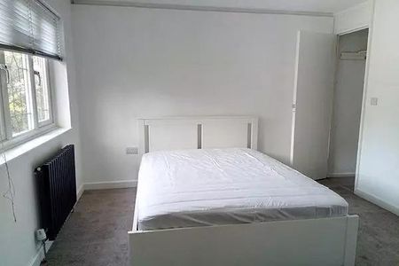 House share to rent - Photo 2