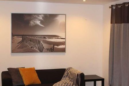 Bedroom Detached House In Winton, BH9 - Photo 2