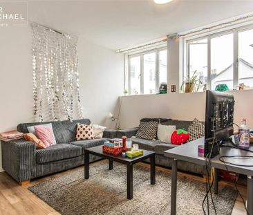 5 bedroom apartment to rent - Photo 1