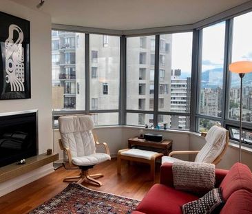 Lovely 2 Bedroom, 2 Bath with Stunning Views and Cozy Fireplace - Photo 1