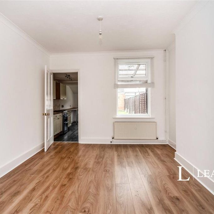 2 bedroom terraced house to rent - Photo 1