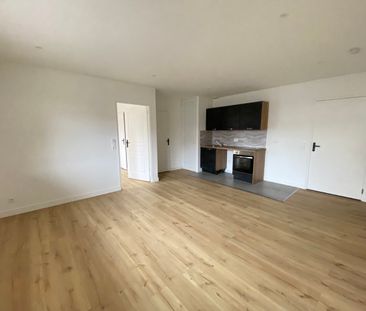 Location Appartement 2 pièces 43m² - Photo 3