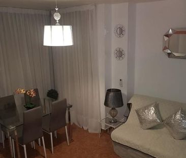 Piso de alquiler en Campillos, 2, Manantiales - Estación de Autobuses - Photo 3