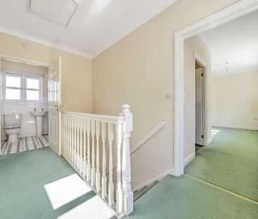 Cherry Tree Court, Witney, OX28 - Photo 2