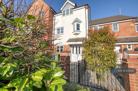 1 bedroom in a house share to rent - Photo 4