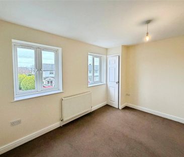 2 bedroom end of terrace house to rent - Photo 6