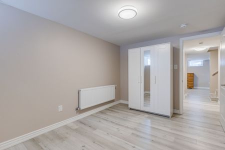 For Lease - 49 Arlington Boulevard, Kitchener, Ontario - Photo 2