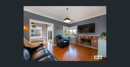 Three Bedroom Home - Photo 3