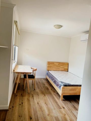 Building 1 (Room 4-6) - Photo 2