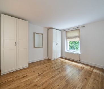 3 bedroom flat to rent - Photo 4