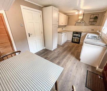 76 Hillview Avenue, Lambeg, Lisburn, BT27 4PR - Photo 5