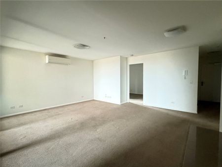 1607/241 City Road - Photo 2