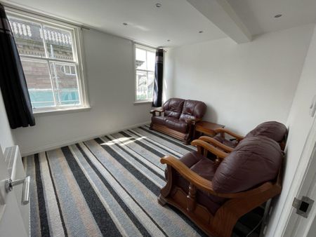 Flat 13 8, Castle Street, DD1 3AF, Dundee - Photo 2