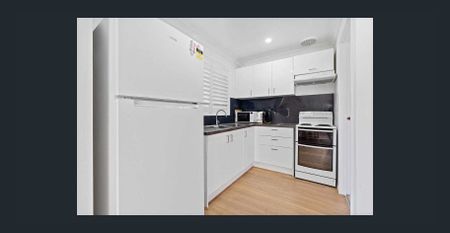 2 Bedroom Delightful Duplex - Photo 4