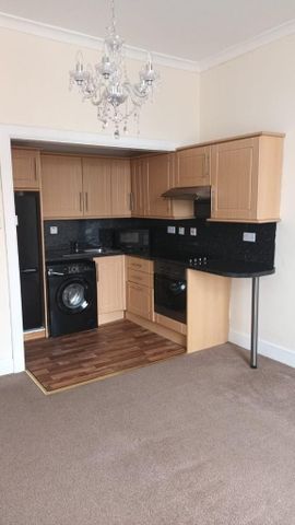 1 bedroom flat to rent - Photo 3