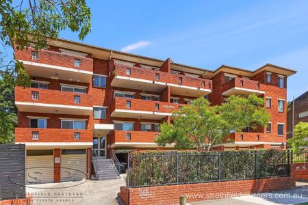 Top floor unit - Photo 2