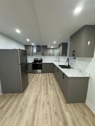 For Lease - 15 Eastman Drive, Brampton, Ontario - Photo 3