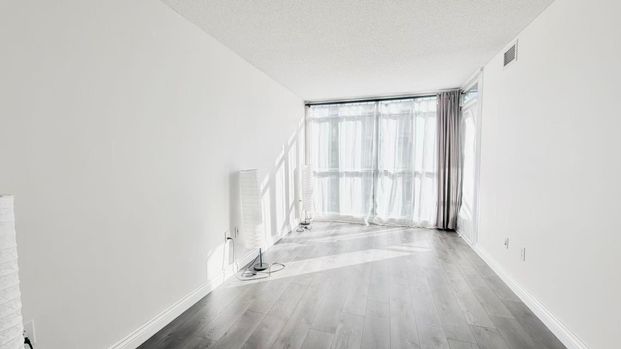 For Lease - 15 Iceboat Terrace Unit# 935, Toronto, Ontario - Photo 1